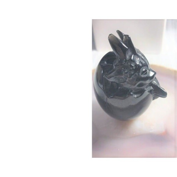 Black Obsidian Baby Dragon in Egg Carving - Picture 2 of 8